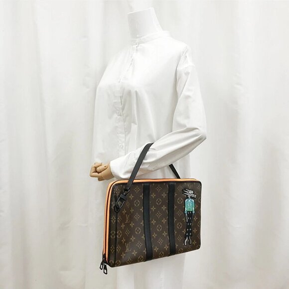 LOUIS VUITTON Monogram Keepall Pouch Clutch bag - Picture 15 of 15